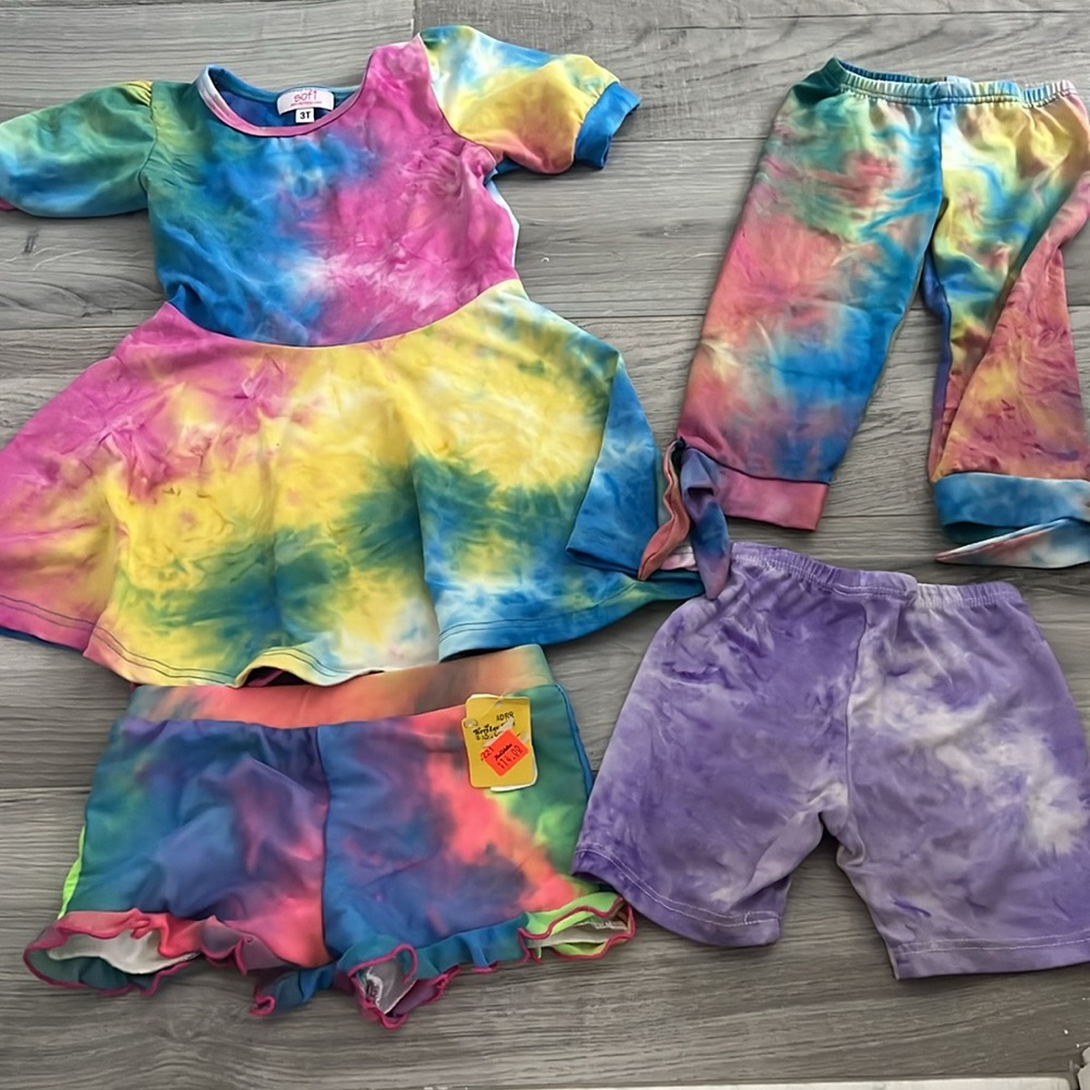 Sofi Bundle Dress, capri pants, shorts size 3T